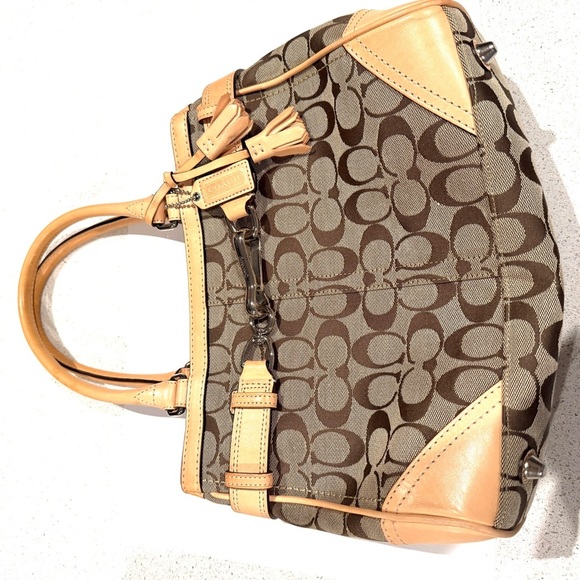 Stylish Brown and Tan Handbag - Picture 1 of 9